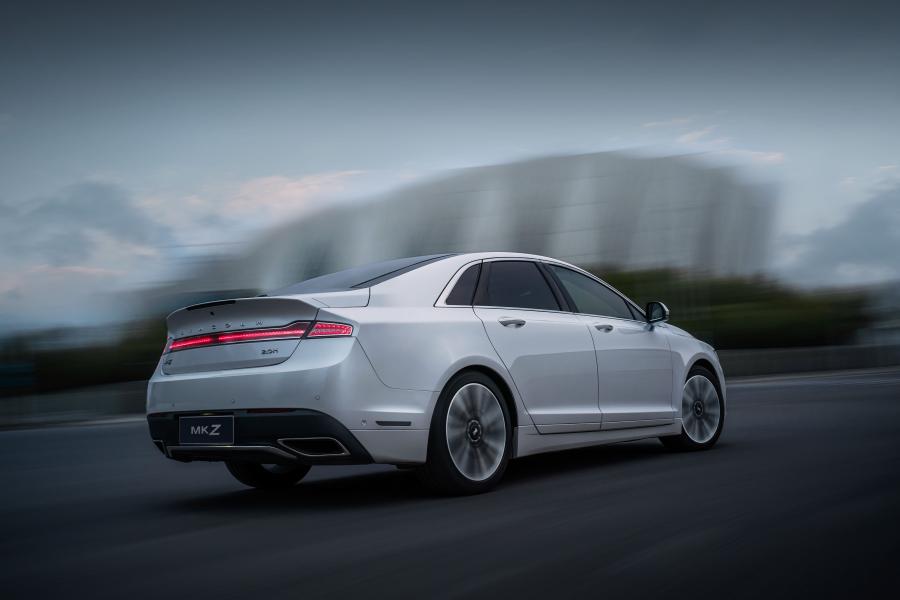  Lincoln MKZ H 2017 года  (CN) (фото 31 из 40)